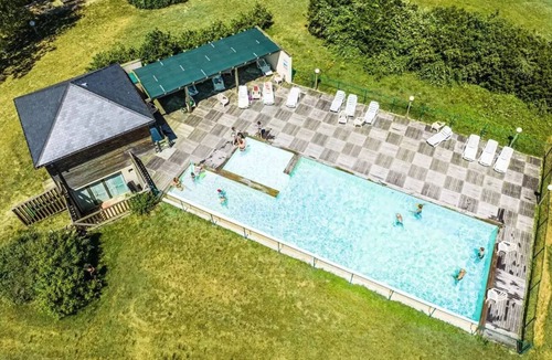 Saint-Germain-du-Teil Ski Chalet | Chalet in HARMONY with nature - 31 m² - 2 bedrooms with river views - Sleeps 6