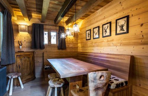 Le Cret Ski Chalet | Chalet indépendant haut de gamme avec cheminée, grande terrasse, proche des pistes à Val-d'Isère - FR-1-694-6