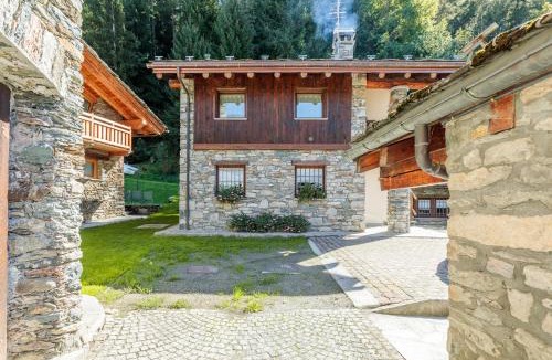 Grand Haury Ski Chalet | Chalet l'École [intero chalet - Aosta valley]