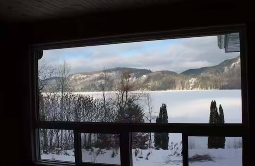 Val-des-Bois Ski Chalet | Chalet l'Apero - Family Friendly 5BR