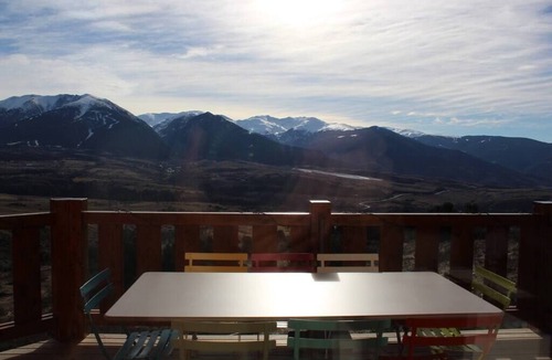 Superbolquere Ski Chalet | Chalet Llory, cosy and pleasant