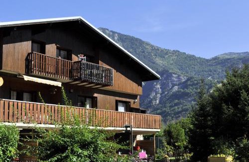 Le Bourg-d'Oisans Apartment | Chalet la Cachette Cyclists & Skiers