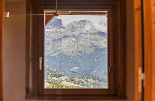Combloux Ski Chalet | Chalet La Gélinotte -MEGEVE/COMBLOUX - WINTER 2025-2026 - 5 rooms, 10 people
