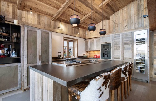 Le Praz Ski Chalet | Chalet La Tania, 4 bedrooms, 10 persons
