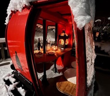 Montremont Ski Chalet | Chalet Le Nutshell - 4pers - Vue montagne au calme - Proche Annecy, La Clusaz, Grand-Bornand - AravisTour