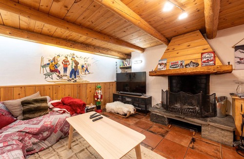 Saint-Bon-Tarentaise Ski Chalet | Chalet Le Persan Courchevel for 10 Guests