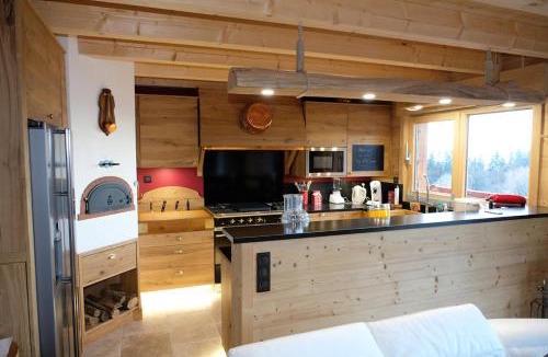 Thollon-les-Memises Ski Chalet | Chalet Le Petit Suisse