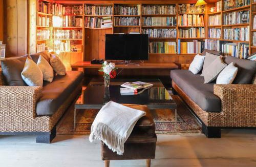 Caux Ski Chalet | Chalet Le Revers by Interhome