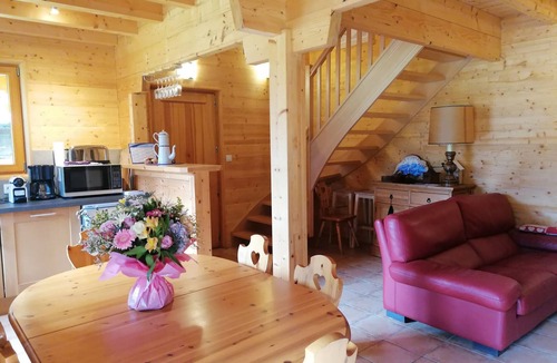 La Ferriere Ski Chalet | Chalet Le Rocher Blanc in the heart of the Belledonne mountains les 7 Laux