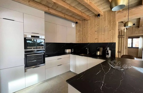Mont-de-Lans Ski Chalet | Chalet Le Saje - Modern and new chalet in the heart of Les Deux Alpes station