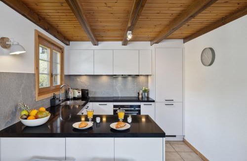 Mayens-de-Riddes Ski Chalet | Chalet Les Crus