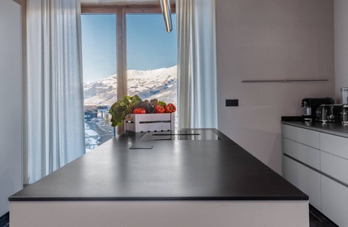 Gerdaz Ski Chalet | Chalet Les Fleurs - Scenic Alpine Retreat with private wellness area and breathtaking views over the Pila valley