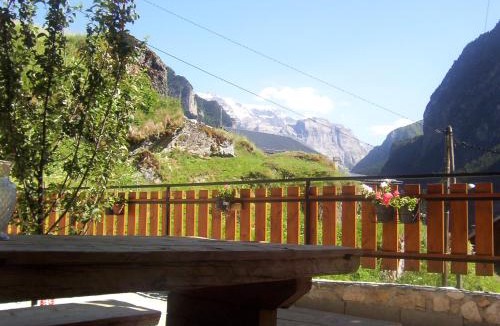 Planay Ski Chalet | Chalet les marmottes
