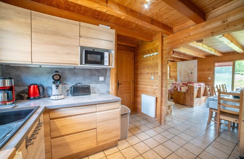 Morillon Ski Chalet | Chalet 'Marmottes' with Mountain View, Private Terrace and Wi-Fi
