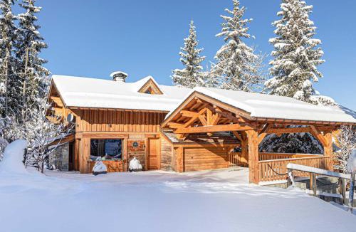 La Perriere Ski Chalet | Chalet moderne 5* à Courchevel La Tania - 12 pers, jacuzzi, sauna, skis aux pieds, cheminée, cinéma - FR-1-575-154