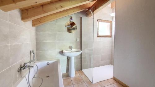 Le Biot Ski Chalet | Chalet MON FRERE