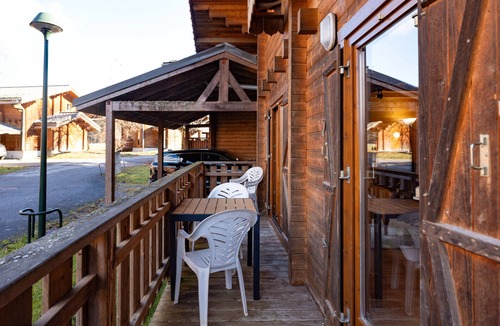 Morillon Ski Chalet | Chalet 'Morillon 4-6 Pers- Immoclean' with Mountain View, Shared Garden and Balcony