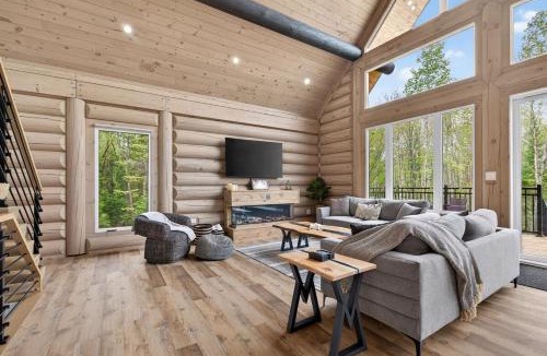Amherst Ski Chalet | Chalet Mozaik
