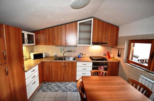 Casali del Manco Ski Chalet | Chalet Natura La terrazza sul lago