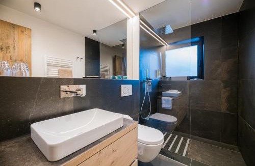 St. Valentin auf der Haide Ski Chalet | Chalet Ortles Apt ll