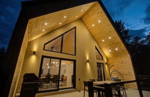 Saint Come Ski Chalet | Chalet OSLO