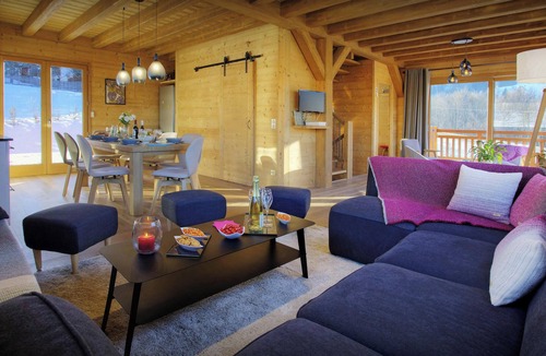 Les Avanchers-Valmorel Ski Chalet | Chalet Pajules - alpine holiday for 10 in Valmorel, sauna - OVO Network