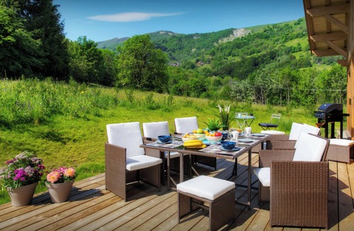 Les Avanchers-Valmorel Ski Chalet | Chalet Pajules - alpine holiday for 10 in Valmorel, sauna - OVO Network