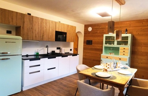 Serrada Apartment | Chalet Peter Serrada, a few meters from the slopes, in villa surrounded by forest