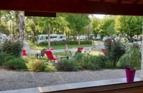 Coulon Ski Chalet | Chalet pets allowed - 3 guests