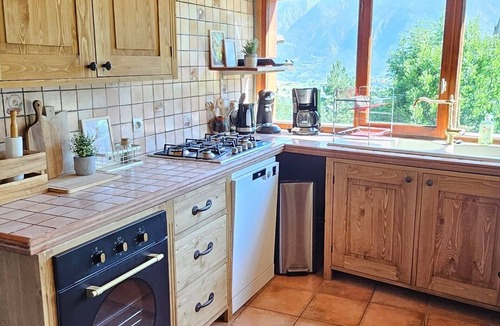 Risoul Ski Chalet | Chalet Pierre – Mountain View of Le Pelvoux, Private Garden and Balcony