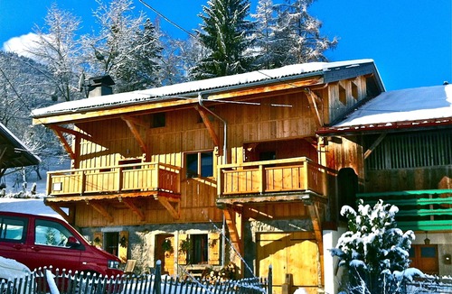 Morillon Ski Chalet | Chalet Pomet, Catered Ski Chalet, 5 en-suite bedrooms and kids den and hot tub