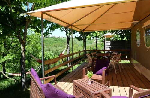Eclassan Ski Chalet | Chalet Privilège Green Cottage - 2 bedrooms - TV - 25 m² - Comfort + covered terrace 15m² 4 people