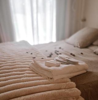 Montignac-Charente Ski Chalet | Chalet romantique - Jacuzzi privatif - King size