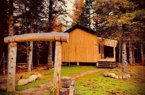La Patrie Ski Chalet | Chalet Rustchic Le Madison at the foot of Mont Megantic