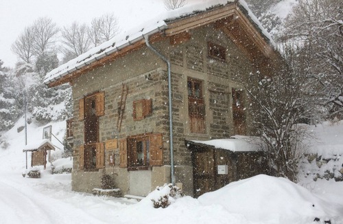 Termignon Ski Chalet | Chalet 'Saint Roch' with Mountain View, Private Terrace and Wi-Fi