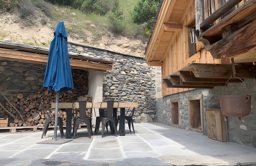 Termignon Ski Chalet | Chalet 'Saint Roch' with Mountain View, Private Terrace and Wi-Fi