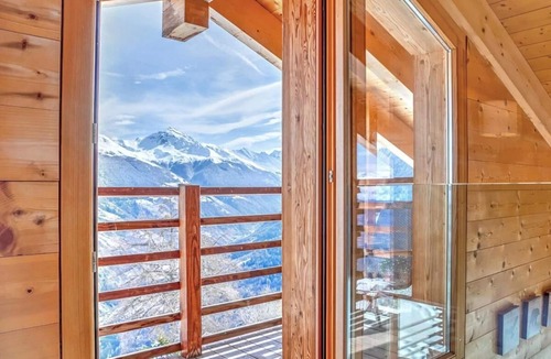 Heremence Ski Chalet | Chalet, sauna, terrace, balcony, fireplace or stove, parking, tv, ski locker, 200m², Thyon