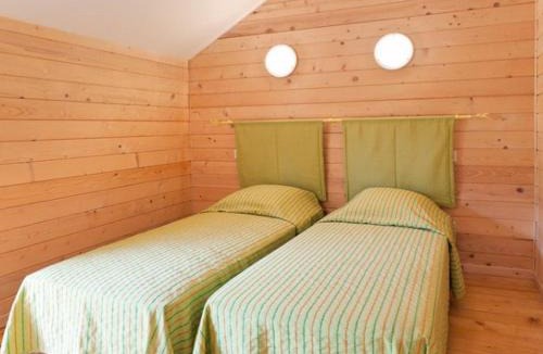 Dienne Other | Chalet spacieux avec terrasse pour 8 personnes - API-1-52-1342
