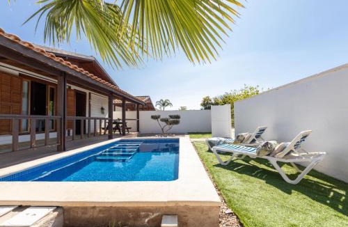 Riumar Ski Chalet | Chalet Tropical 4 by Interhome