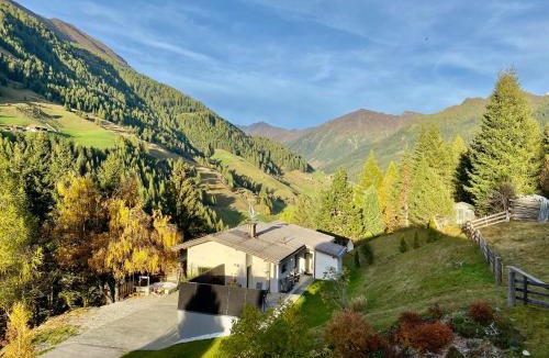 Schmirn Ski Chalet | Chalet Urscheler