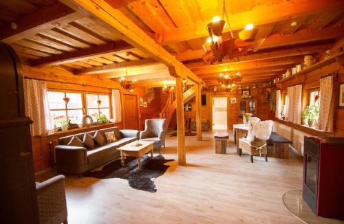 Arnbruck House | Chalet Waldstadl oder Andrea's Woidhaisl
