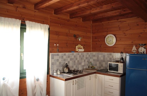 Piazza Armerina Ski Chalet | CHALET WITH GARDEN AND POOL
