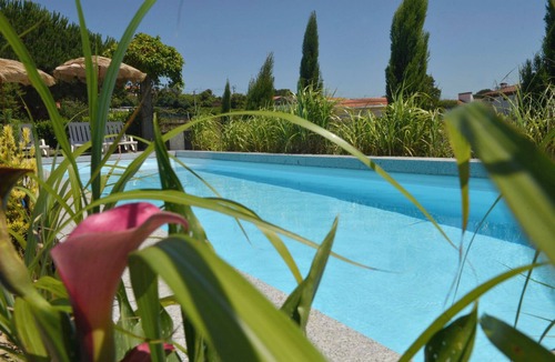 Ribeirao Ski Chalet | Chalet with pool
