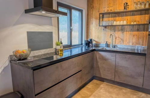 Afritz am See Ski Chalet | Chalet with terrace and sauna on an Alpine lake