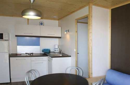 Ribes Ski Chalet | Chalet with Terrace for 5 Pers, Equipped Kitchen
