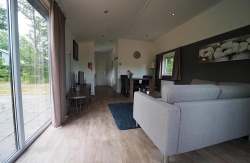 IJhorst House | Chalet with two bedrooms and a terrace