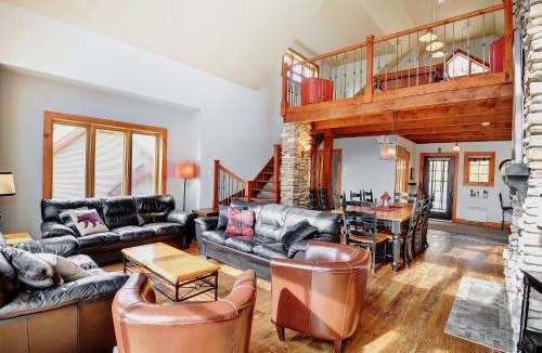 Stoneham Ski Chalet | Chalets Alpins- 39 Chemin des Skieurs