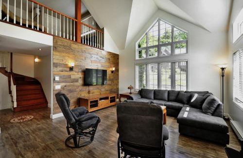 Stoneham Ski Chalet | Chalets Alpins - 52 Chemin des Skieurs