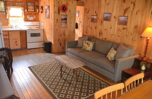 Stanhope Cottage | |Chalets by Stanhope Beach- Adults only 1 or 2 bedroom