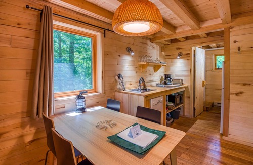 Conway Ski Chalet | Chalets Huttopia White Mountains